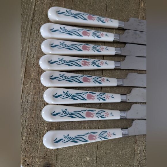 Corelle Rosemarie 8‑Piece Knife Set – Vintage Floral Handles - Picture 2 of 5